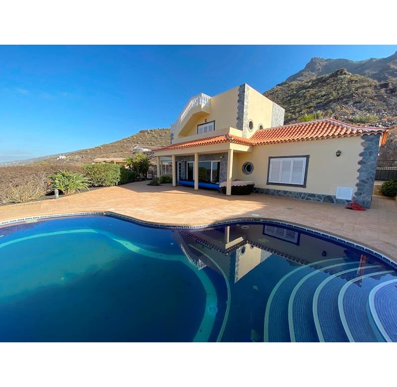 Villa in Roque del Conde, Costa Adeje, Tenerife