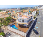 Villa in Los Olivos, Adeje, Tenerife