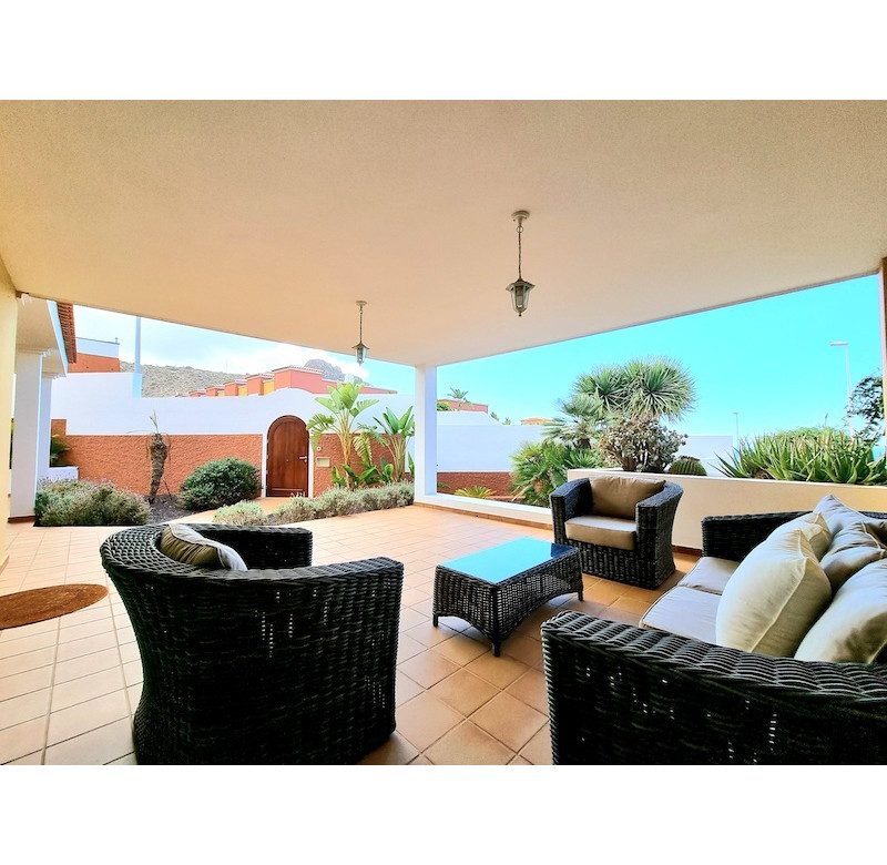 Villa in Torviscas Alto, Tenerife