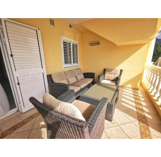 Villa en La Caleta Golf