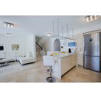 SOLD Wonderful villa in Madroñal neighborhood for sale.