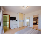 SOLD Wonderful villa in Madroñal neighborhood for sale.