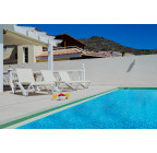 SOLD Wonderful villa in Madroñal neighborhood for sale.
