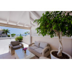 SOLD Wonderful villa in Madroñal neighborhood for sale.