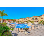 Beautiful villa in Villas Del Duque