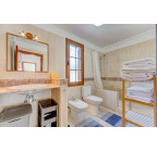 Beautiful villa in Villas Del Duque