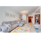 Beautiful villa in Villas Del Duque